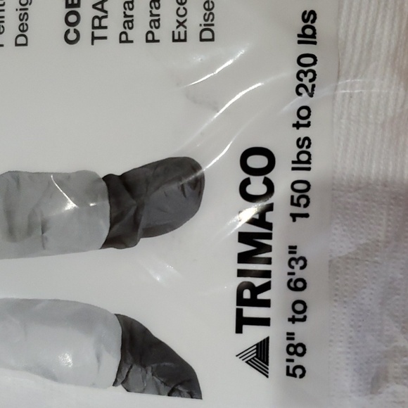 Dupont Tyveck full coverage protection suit includes hood and boots large/XL - Picture 2 of 5